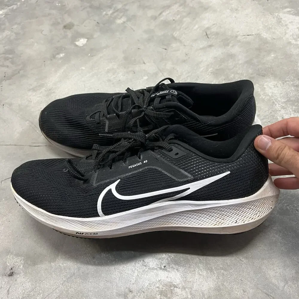 Nike Air Zoom Pegasus 40 White Black Running Shoes Men's Size 13 DV3853-001